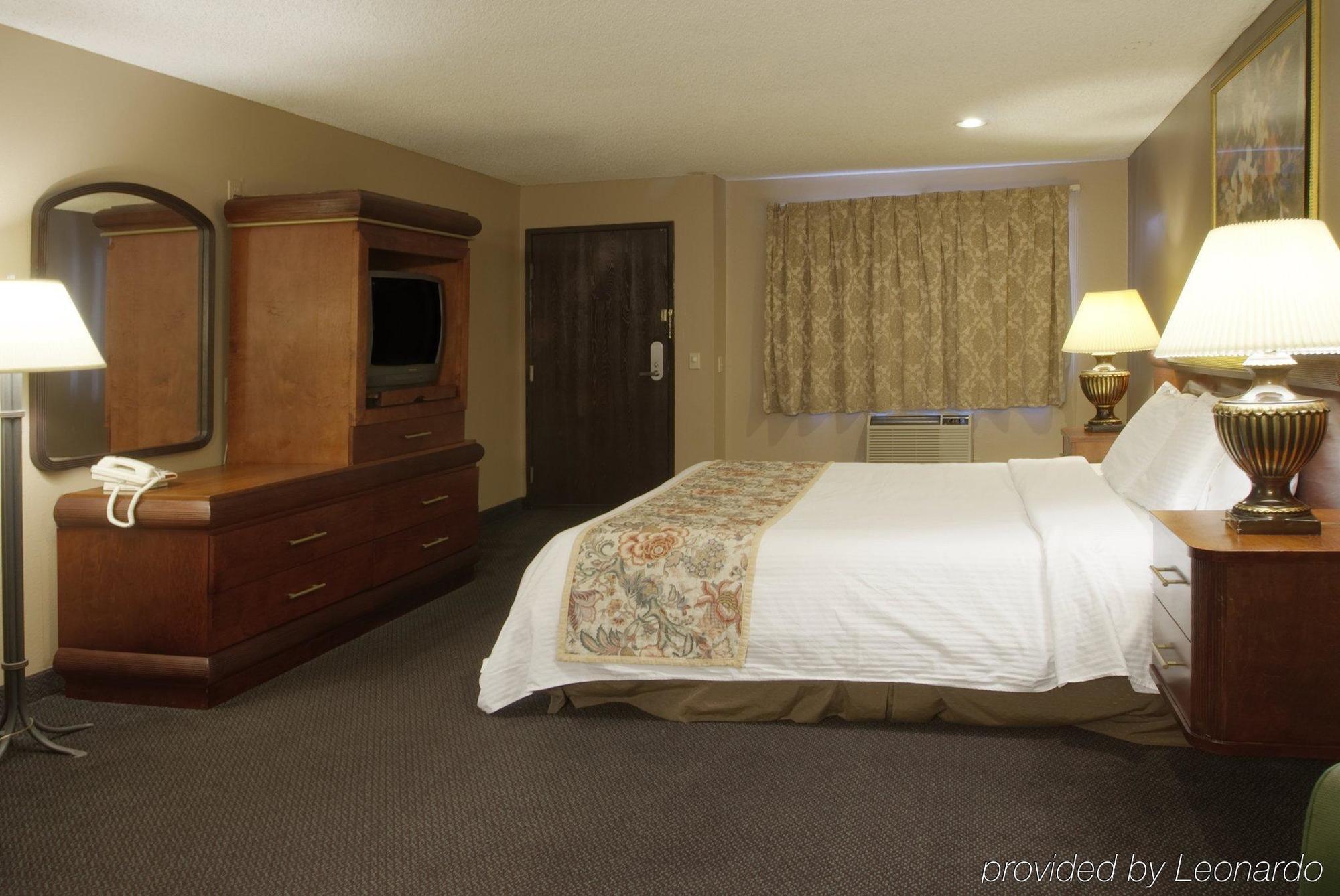 Baja Motel 3*