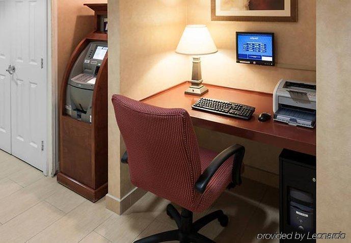 Hotel By Marriott Downtown 3*