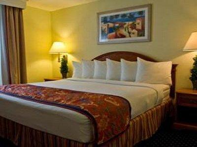 Comfort Old Town Inn 3*