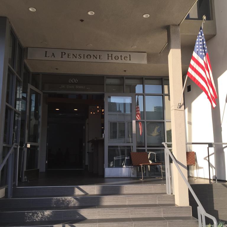 La 3* San Diego