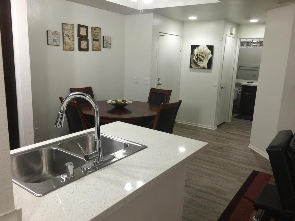 Awesome Mission Valley 2 Bedrooms Mc1 *