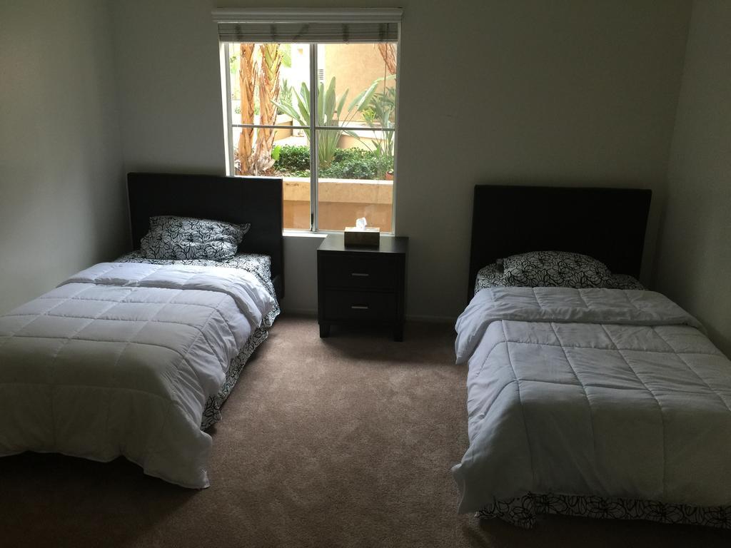 Apartment Awesome Mission Valley 2 Bedrooms Mc1