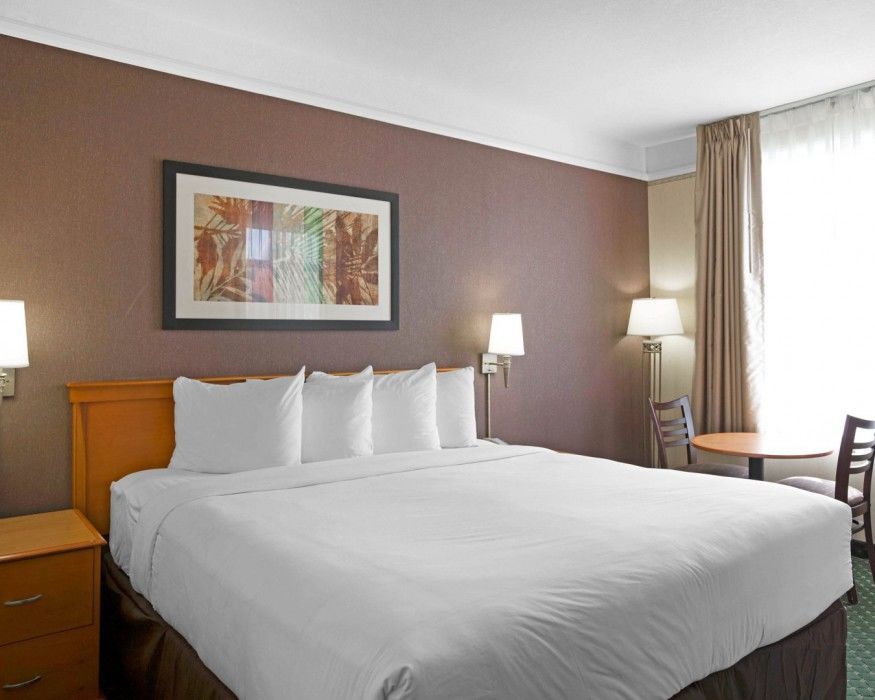 Ramada By Wyndham Hotel San Diego