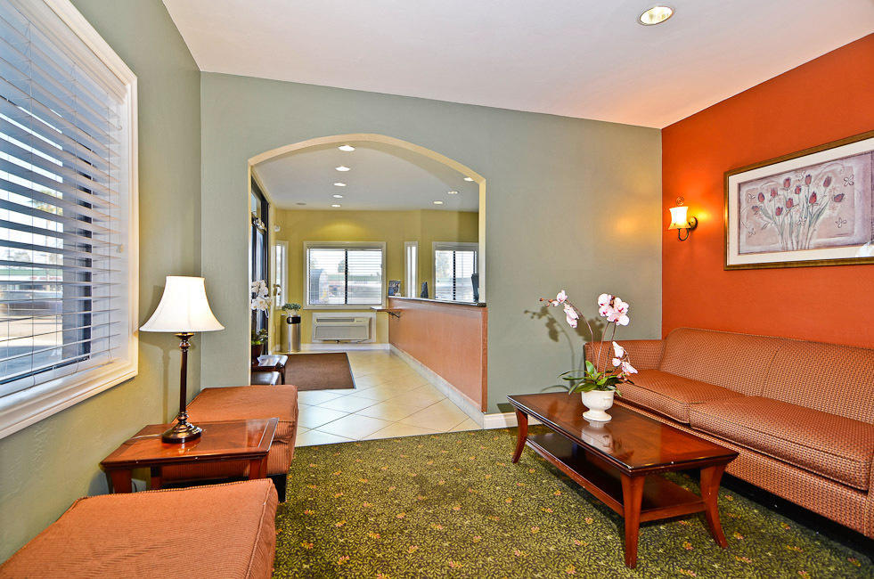 Hotel Pleasant 3*