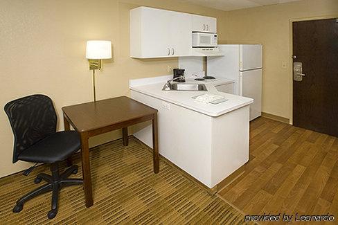 Extended America - - Fashion Valley Hotel 2*
