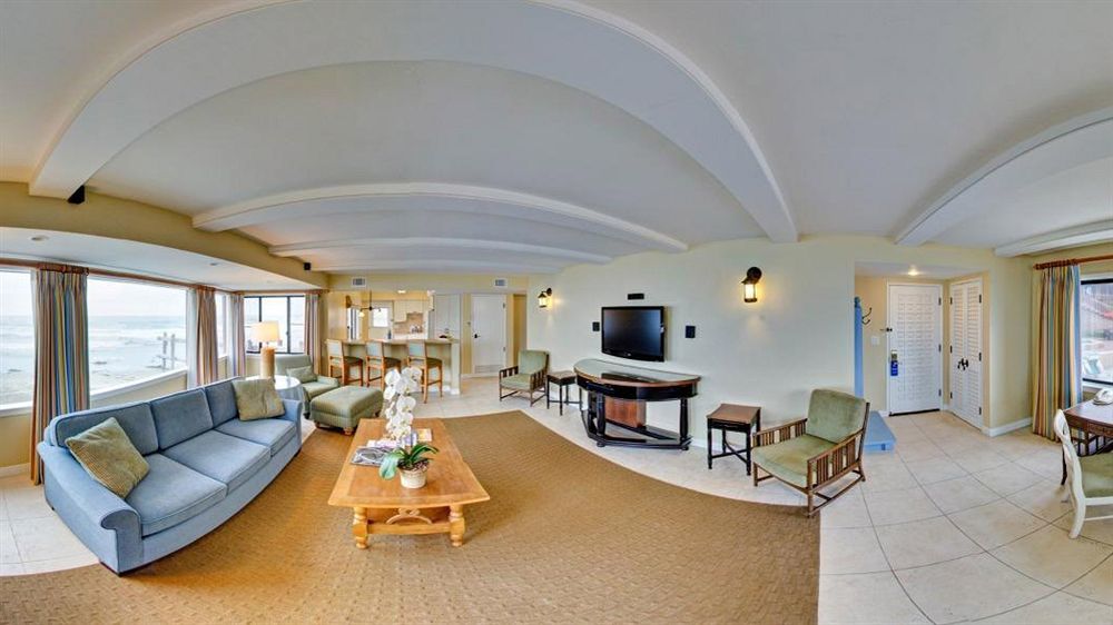 La Jolla & Tennis Club Hotel