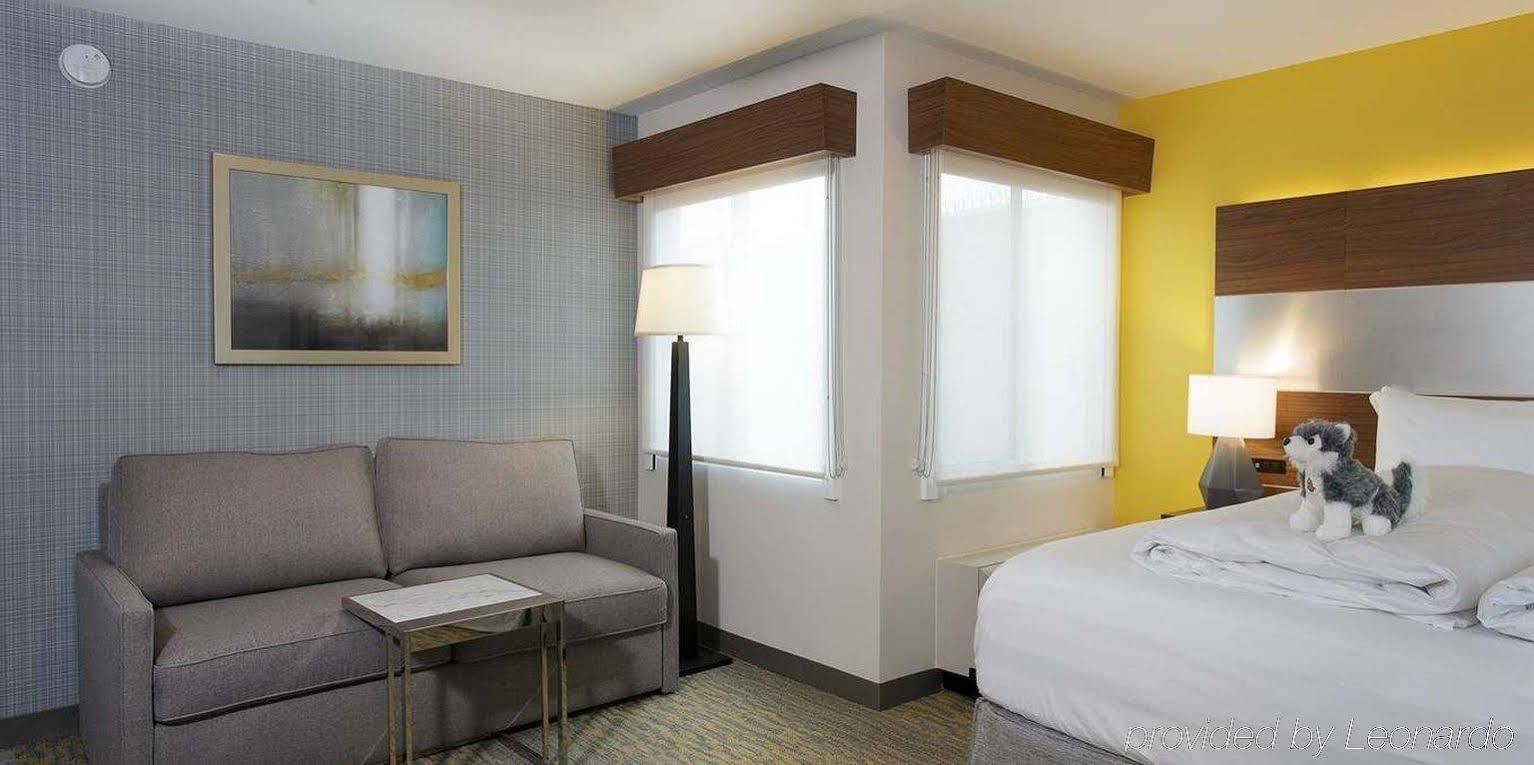 Staypineapple, Hotel Z, Gaslamp San Diego Hotel San Diego