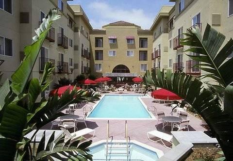 Hotel By Marriott Downtown 3*
