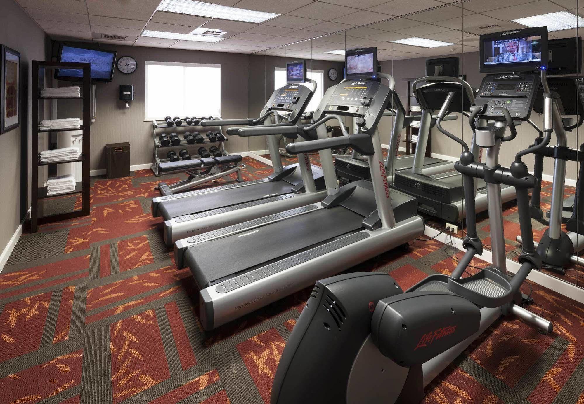 Hotel By Marriott Downtown 3*