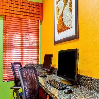 Inn Comfort Old Town 3*