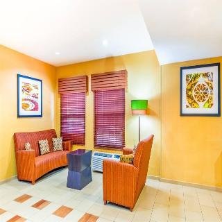 Comfort Old Town 3*