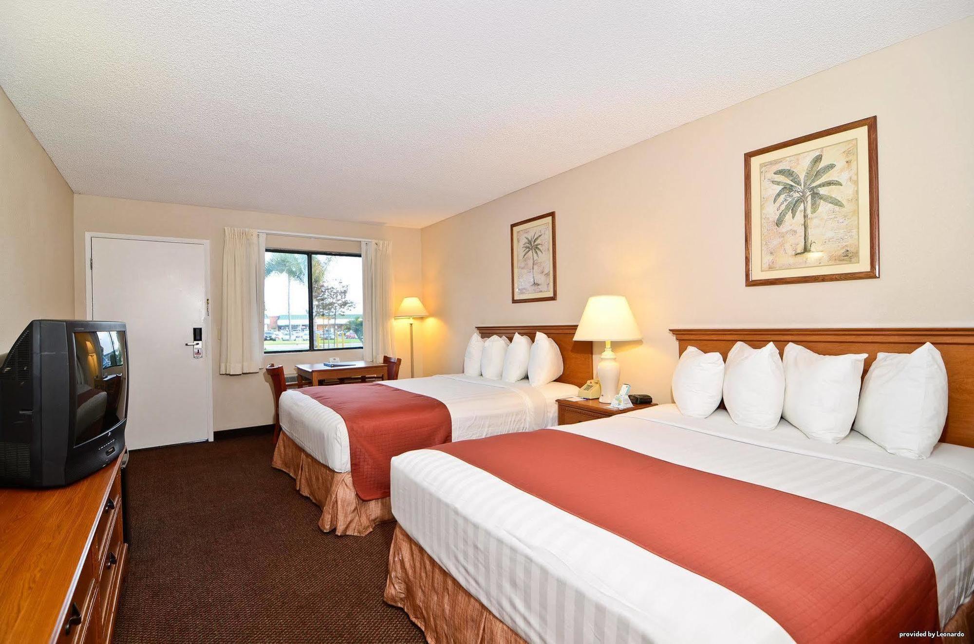 Hotel Pleasant 3*