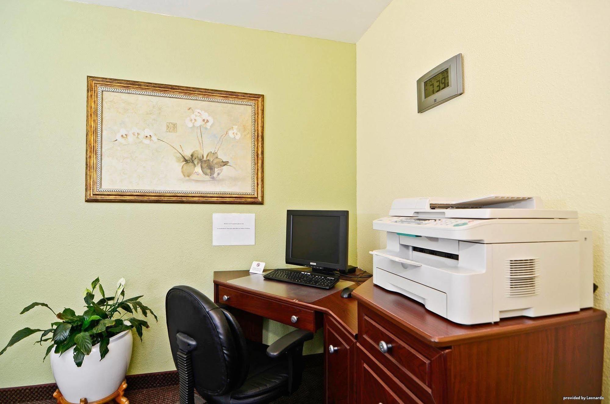 Pleasant Hotel 3*