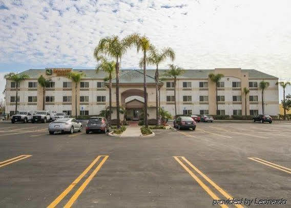 Quality Otay Mesa Hotel 3*