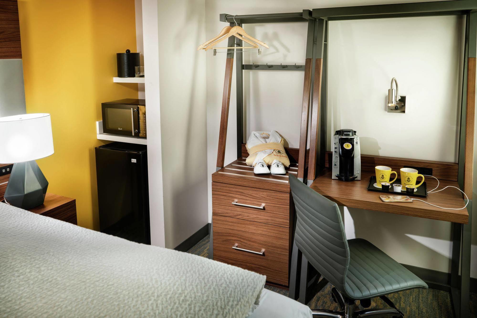 Staypineapple, Hotel Z, Gaslamp San Diego 3*