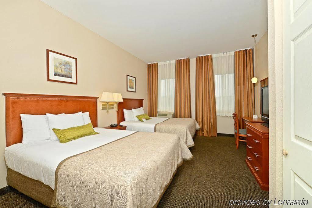 Hotel Candlewood By Ihg 2*
