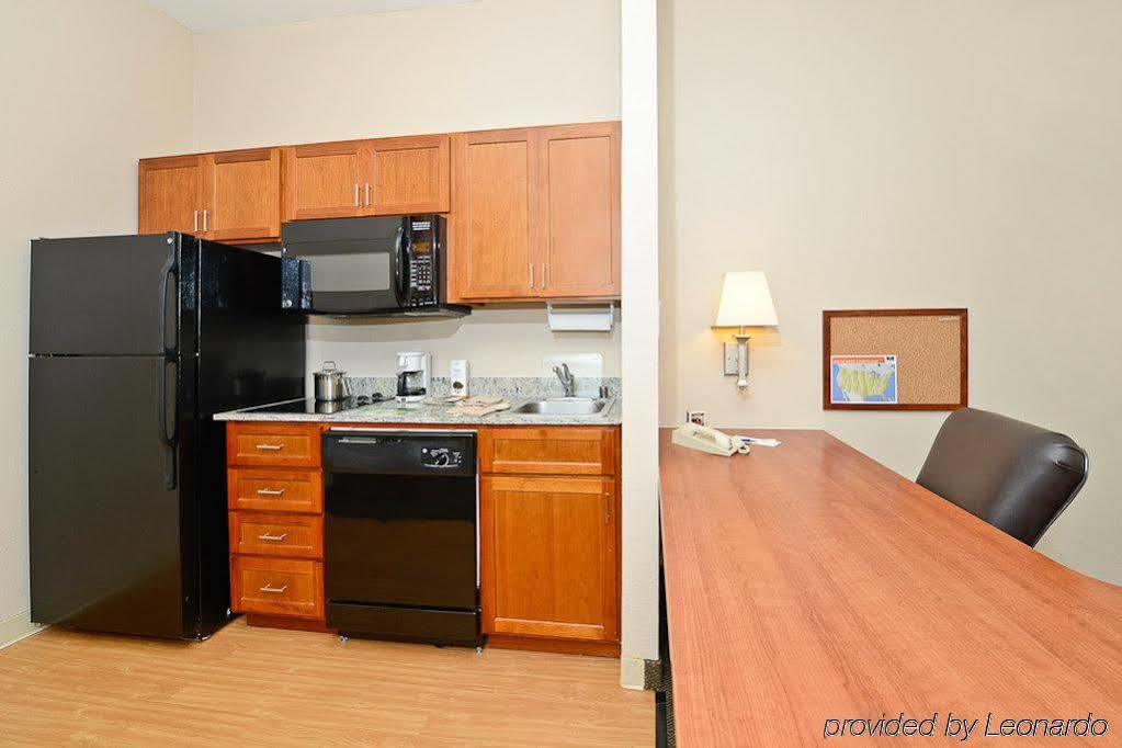 Candlewood By Ihg Hotel 2*