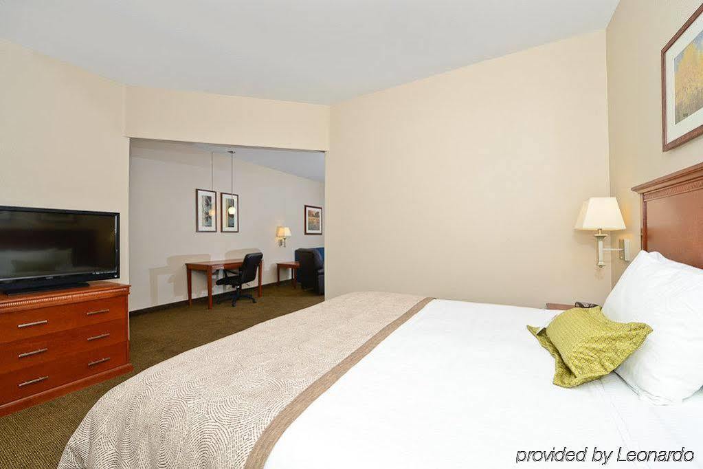 Candlewood By Ihg Hotel
