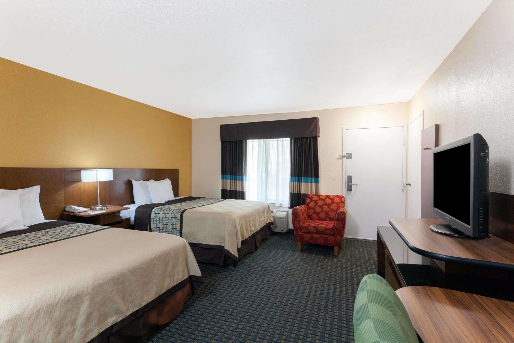Hotel Days By Wyndham Mission Valley-sdsu San Diego