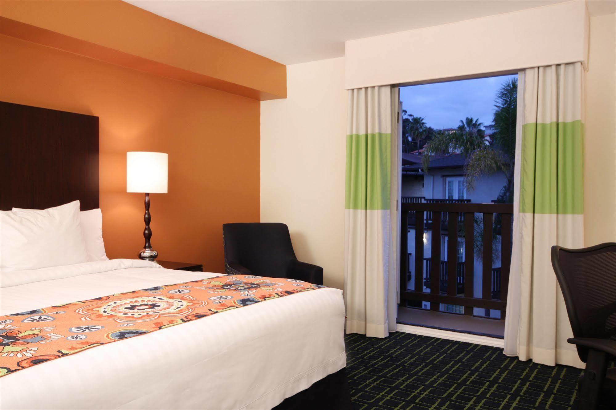 Fairfield & Old Town 3* San Diego