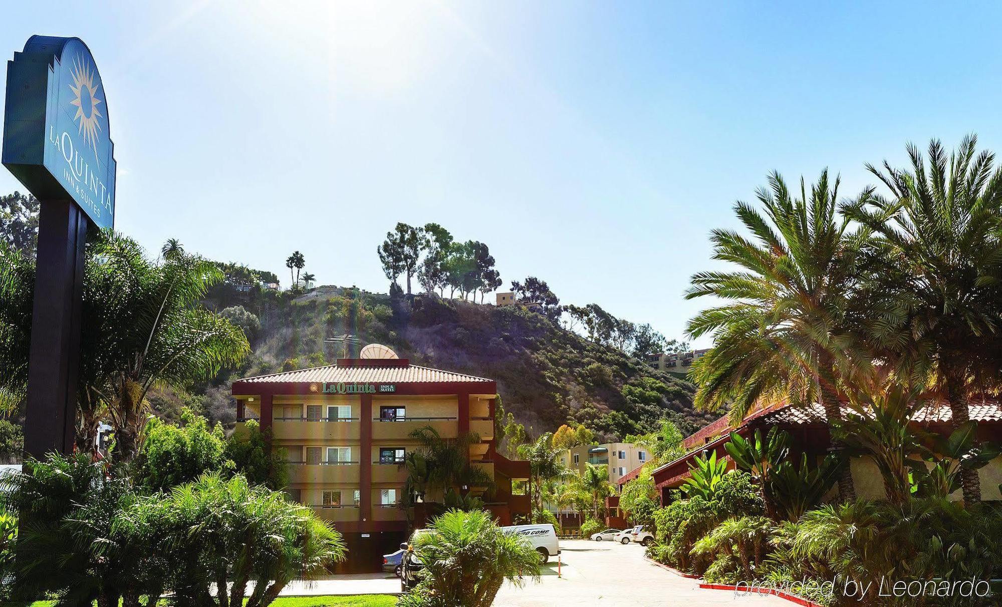 Mission View & Sea World - Zoo Hotel 3*