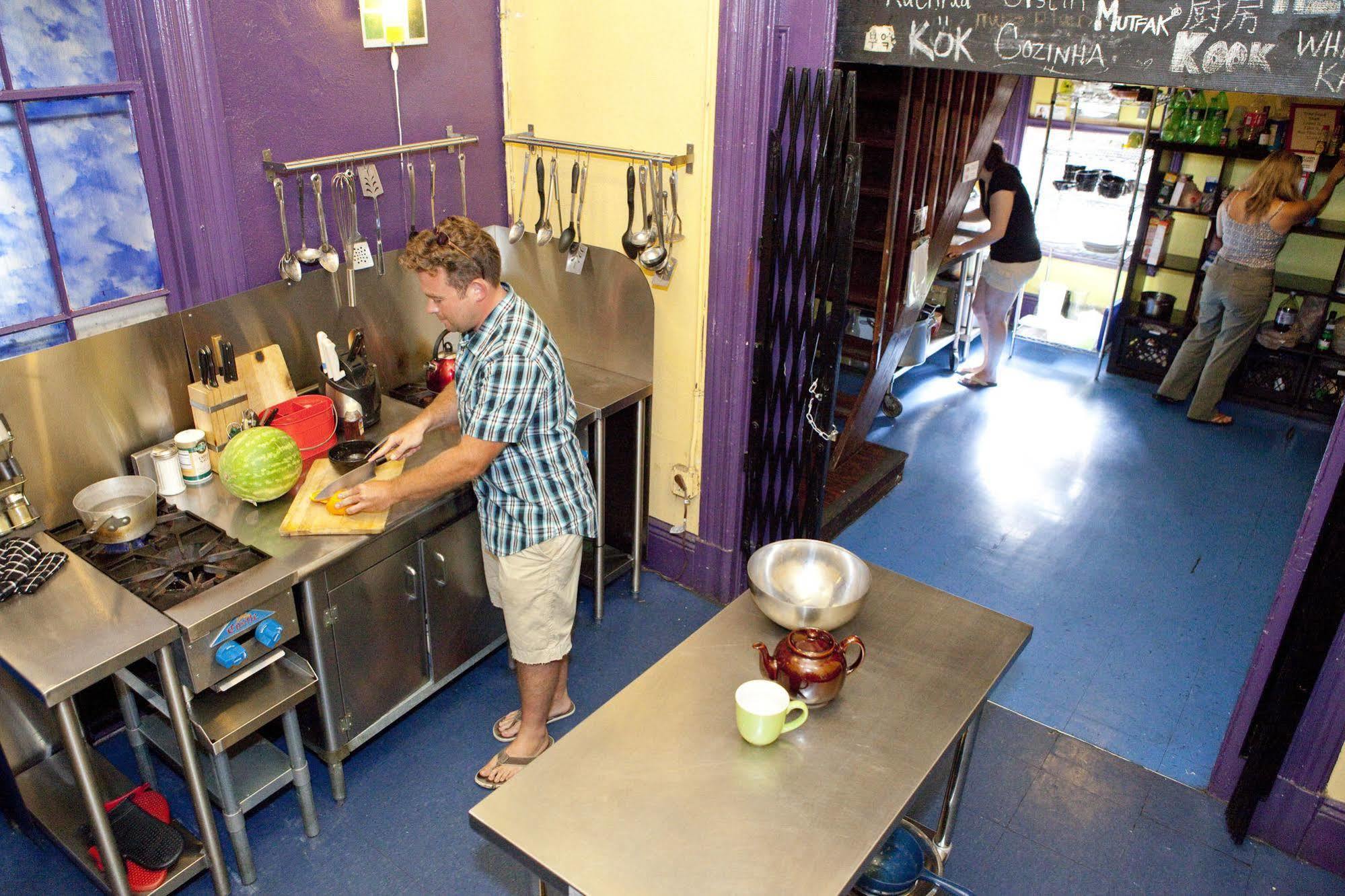 Gaslamp Hostel