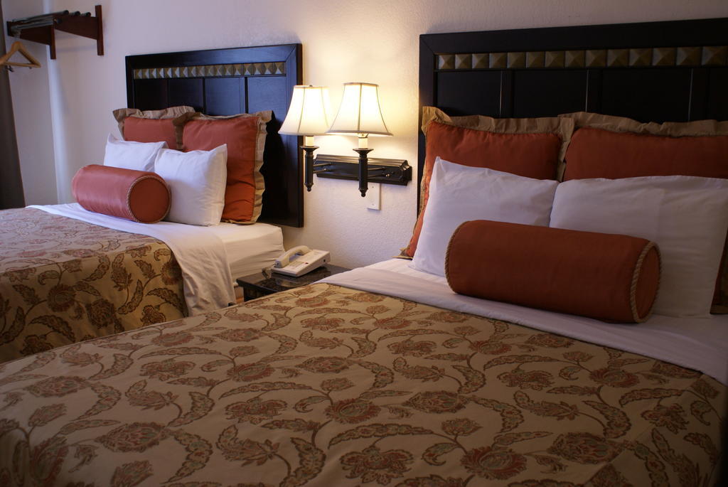 Motel Harborview & Suites-convention Center-airport-gaslamp-seaworld-zoo-balboa Park