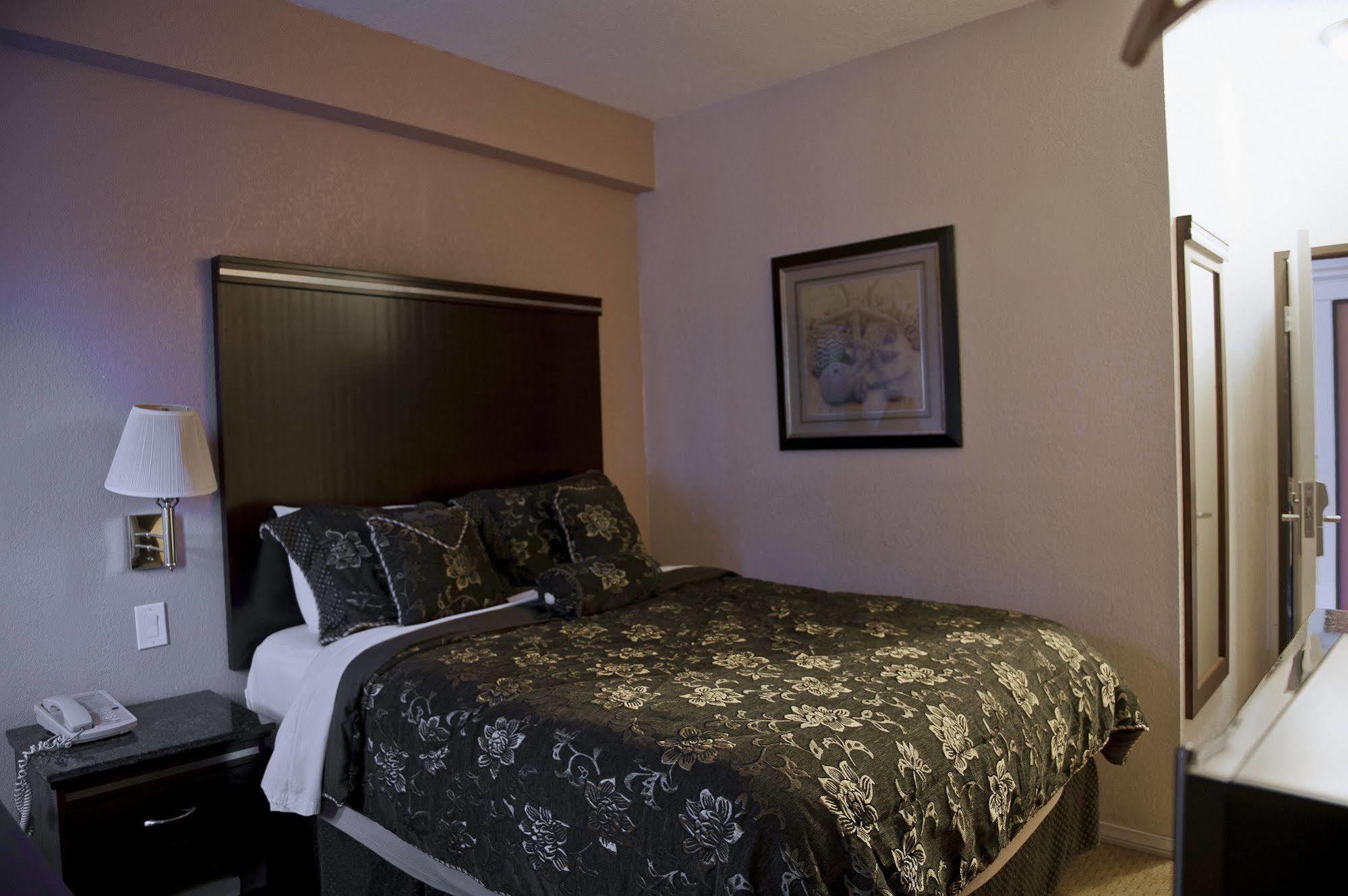 Motel Harborview & Suites-convention Center-airport-gaslamp-seaworld-zoo-balboa Park 2*