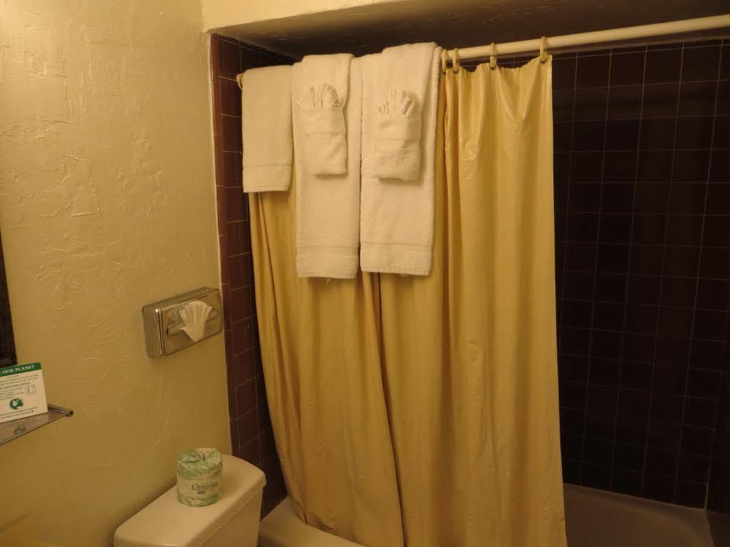 Hotel Americas Value Loma San Diego