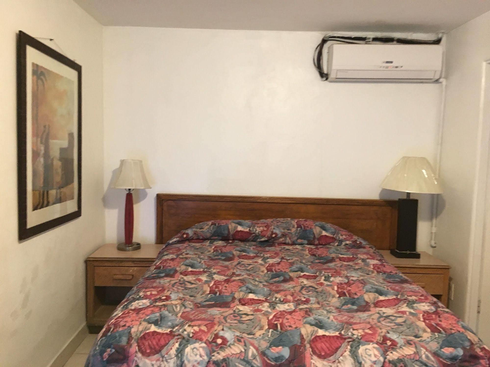 Motel San Diego *