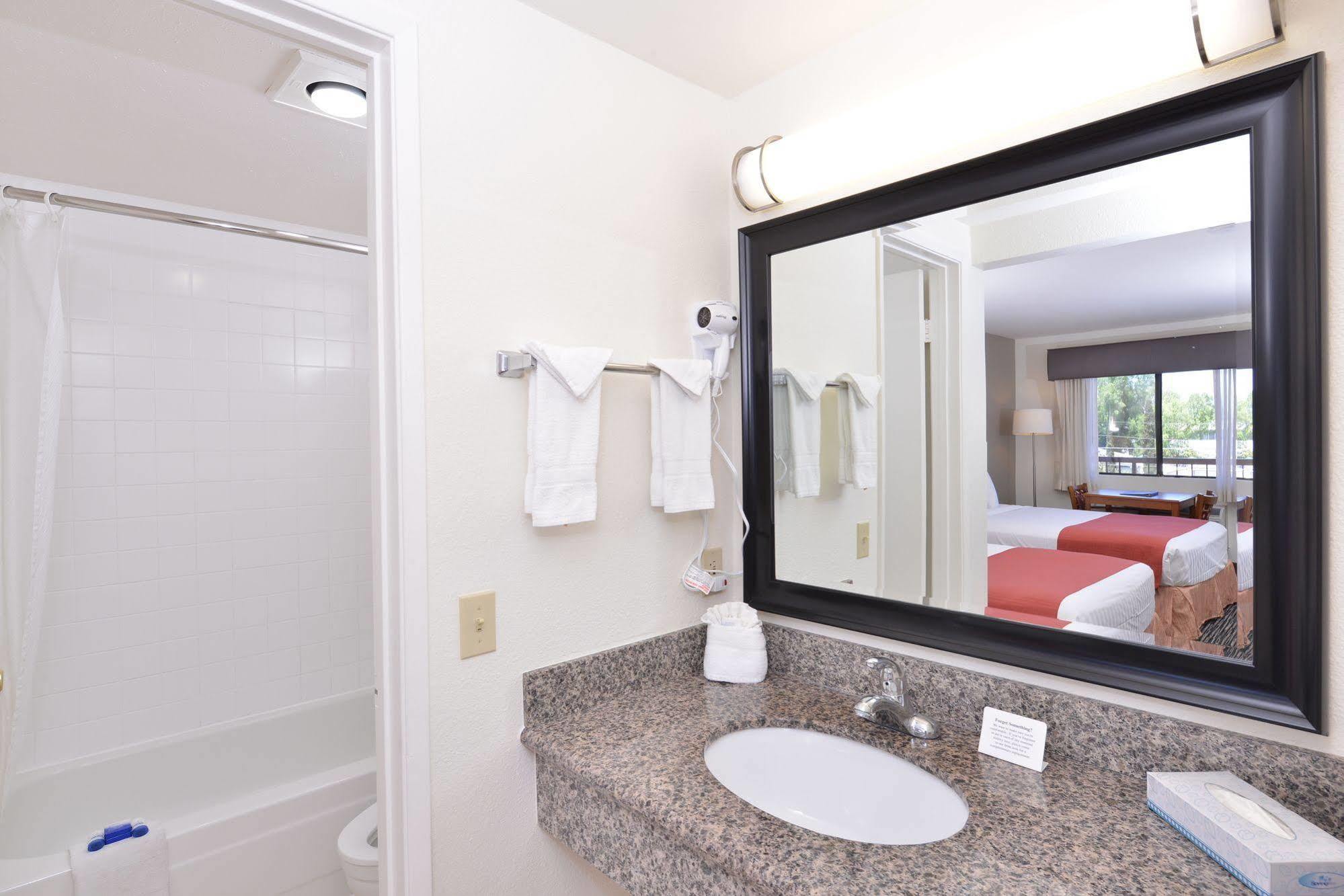Pleasant 3* San Diego