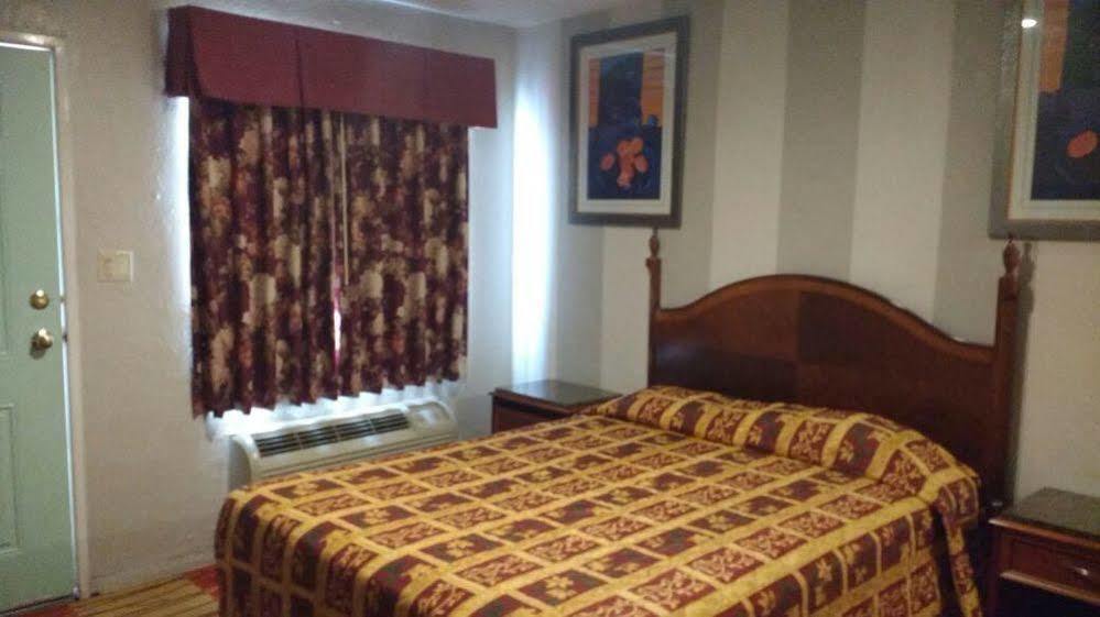 La Petite Rouge Hotel