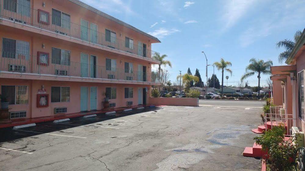 La Petite Rouge Hotel