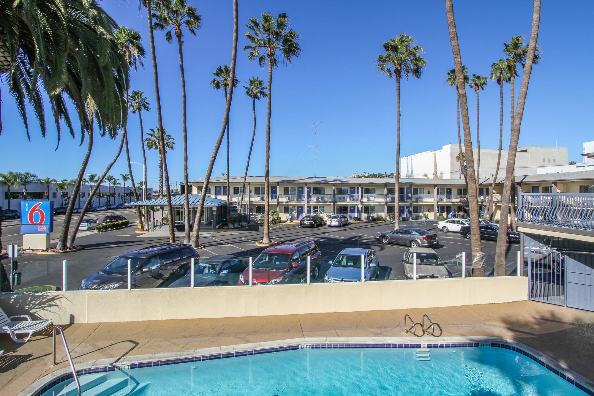 6 San Diego, Ca Airport Harbor
