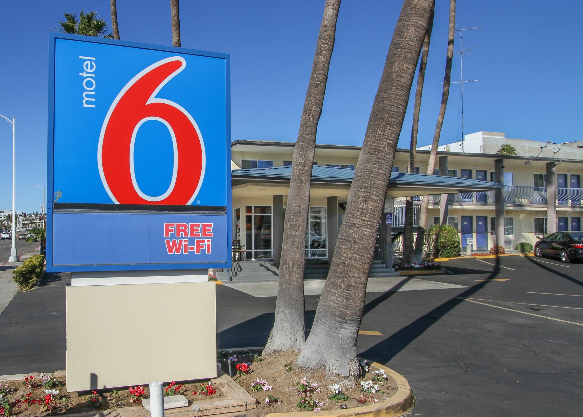 6 San Diego, Ca Airport Harbor 2* San Diego