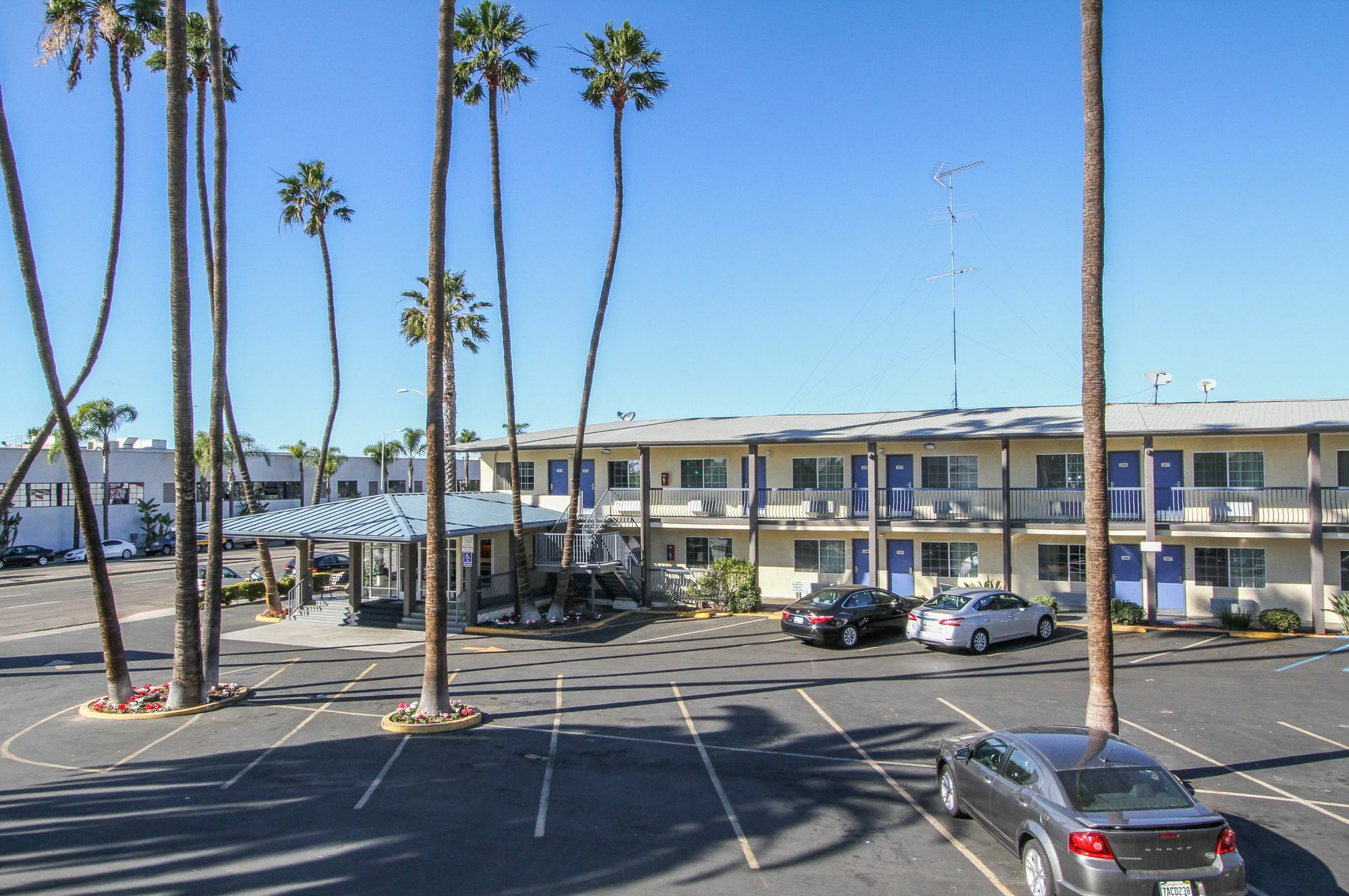 Hotel 6 San Diego, Ca Airport Harbor San Diego