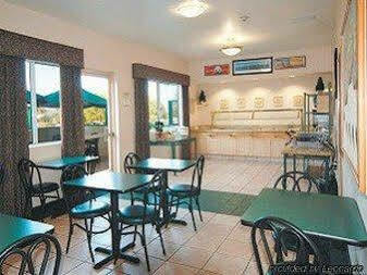 Candlewood By Ihg Hotel 2*
