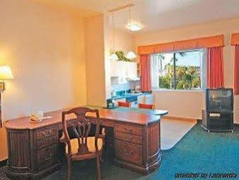 Candlewood By Ihg