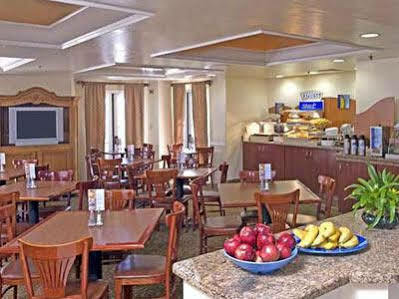 Fairfield & Old Town Hotel