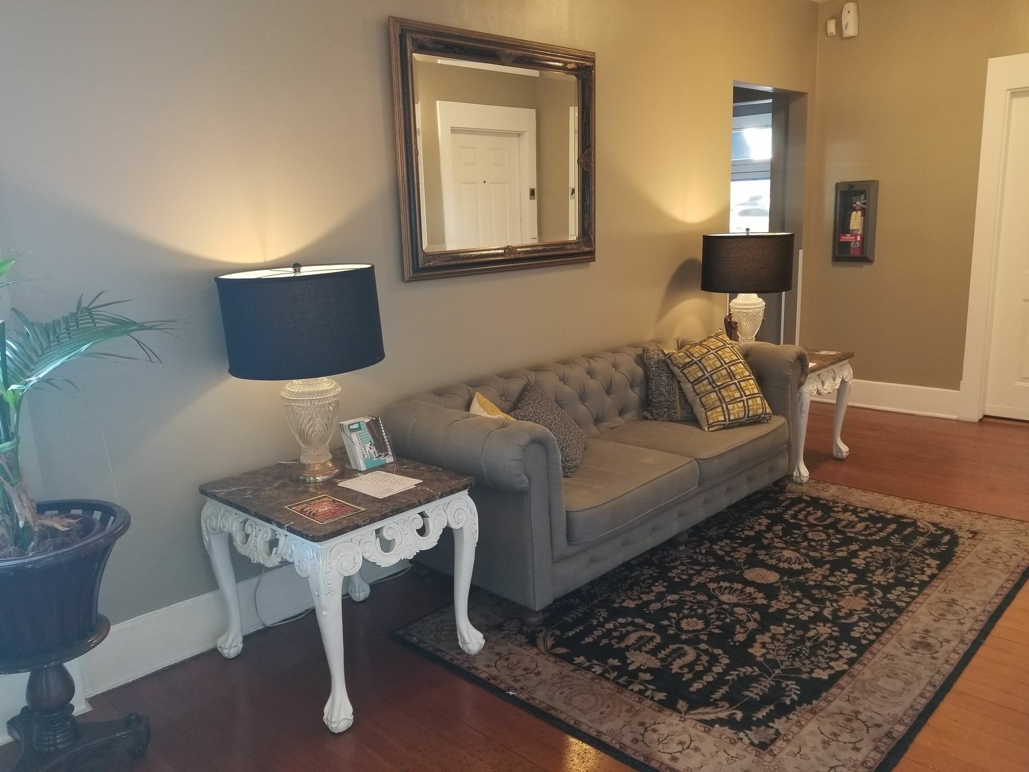 Hotel Found 3*