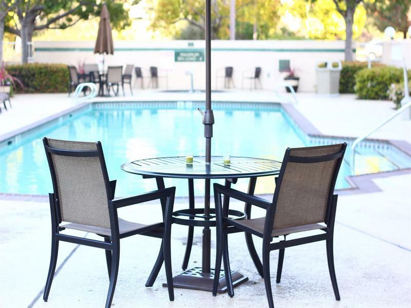Country & By Radisson, North, Ca 3*