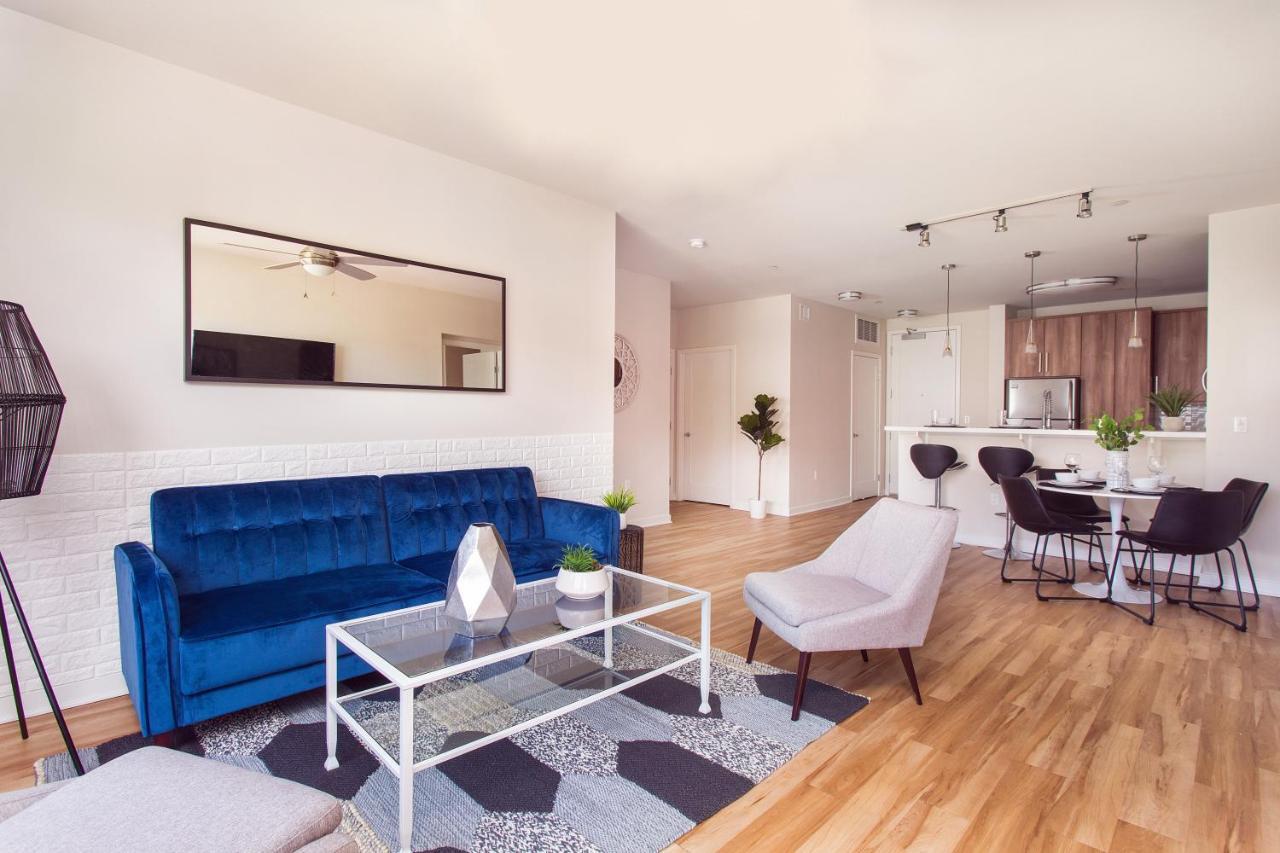 Sd Dazzling Apt Sleeps 6 *