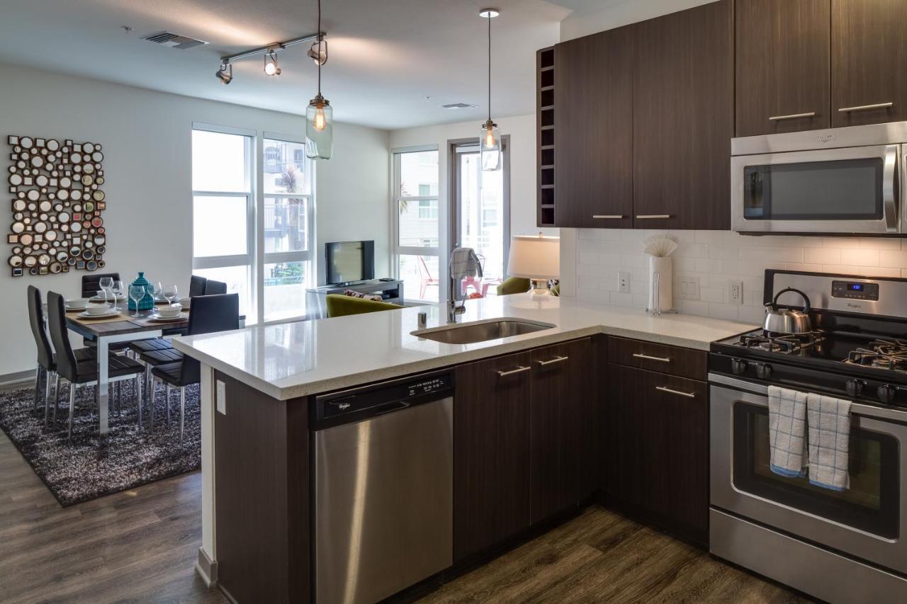 Alfred On G Street Apartment