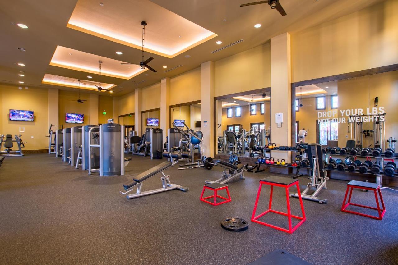 Wanderjaunt - Luxe Mission Valley Apts Apartment *