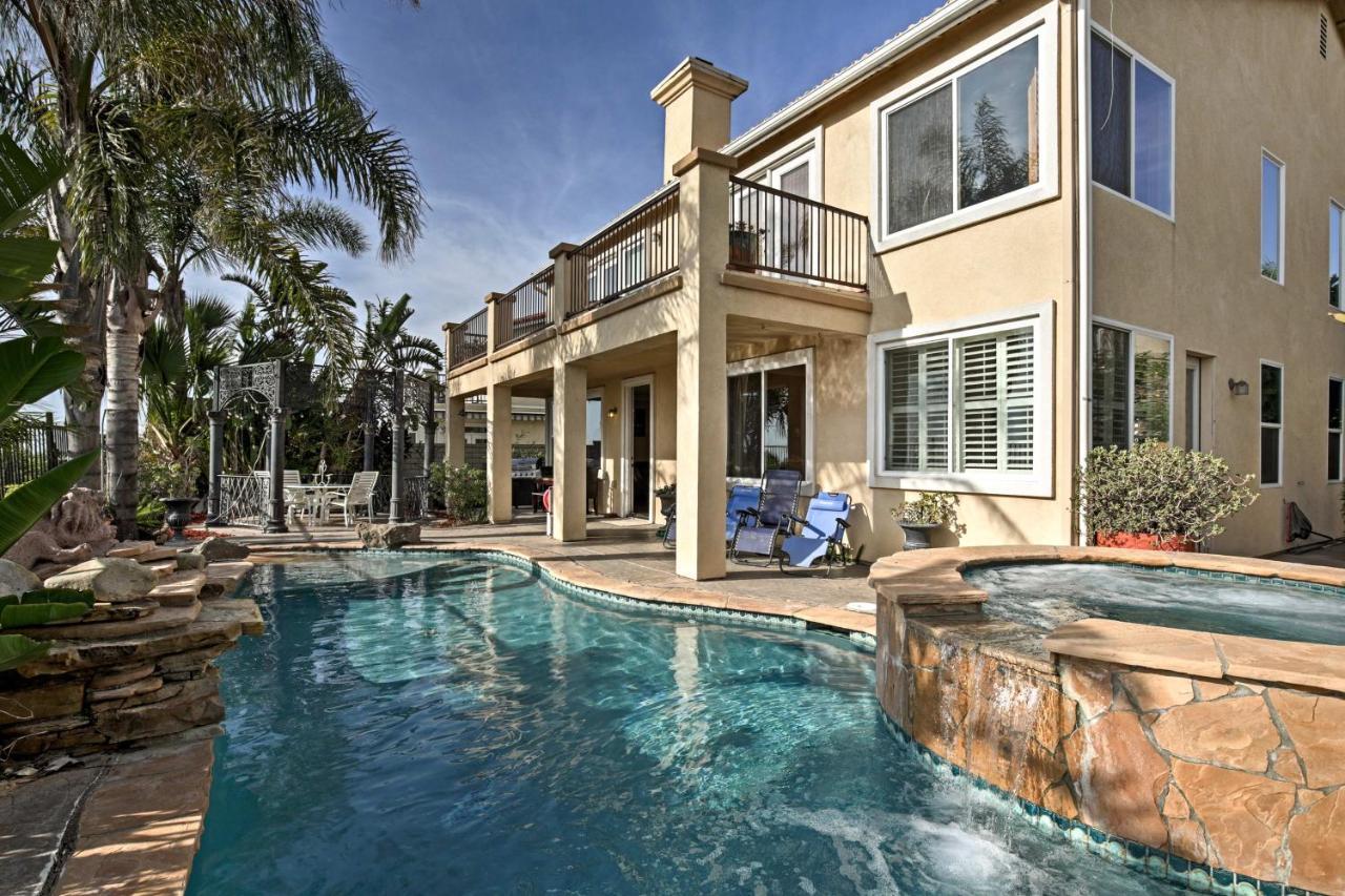 Ocean-view With Pool, Patio And Hot Tub Holiday home