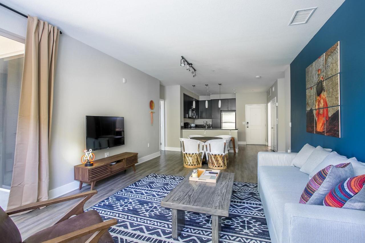 Wanderjaunt - Luxe Mission Valley Apts San Diego