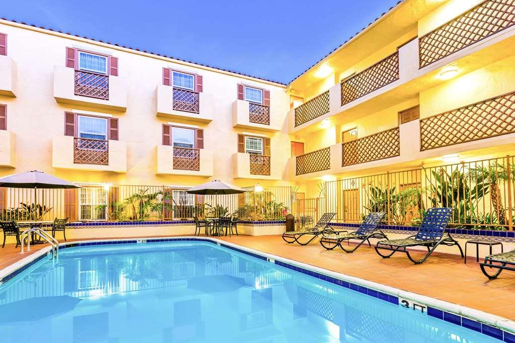 Comfort Old Town Inn 3*
