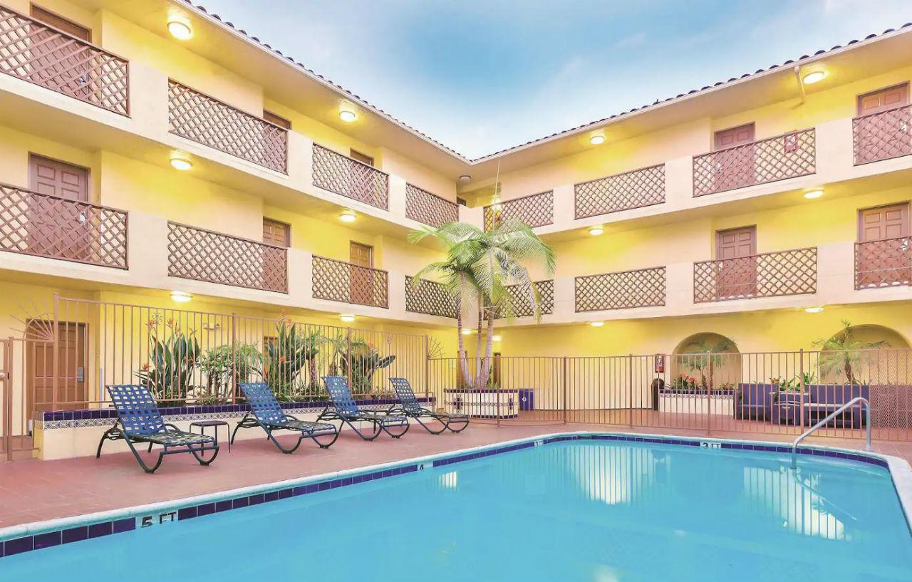 Comfort Old Town Inn