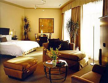 Parisi Hotel 3*