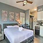 Torrey Spa Suite Modern San Diego Studio!